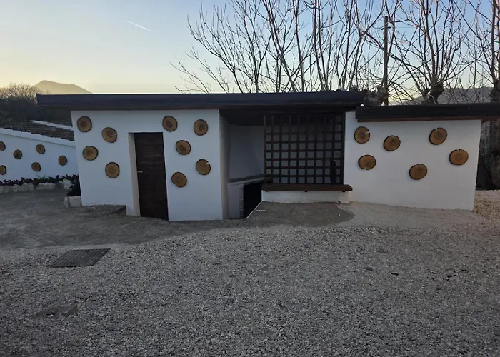 B E B Lemi Bed & Breakfast